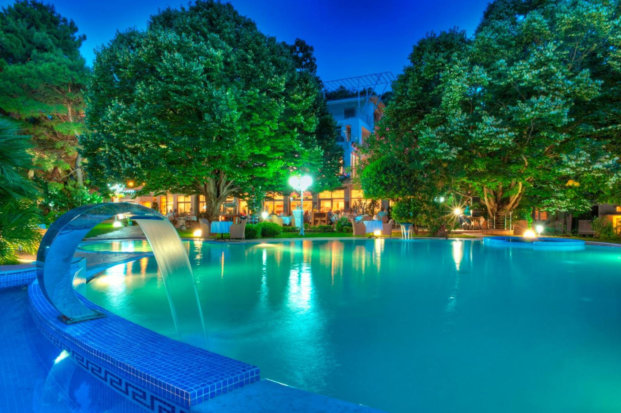 فندق ريفيجيرا Petrovac المظهر الخارجي الصورة